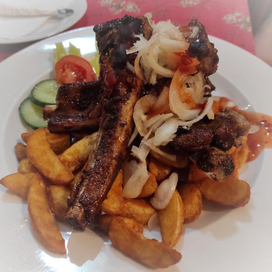 מלון טאבור Lesni Restaurace Harrachovka מראה חיצוני תמונה